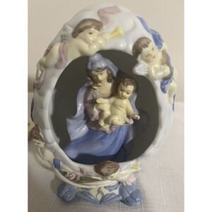 Avon 1998 Night Light Porcelain Portable Table Lamp Mary Jesus Madonna Child NIP